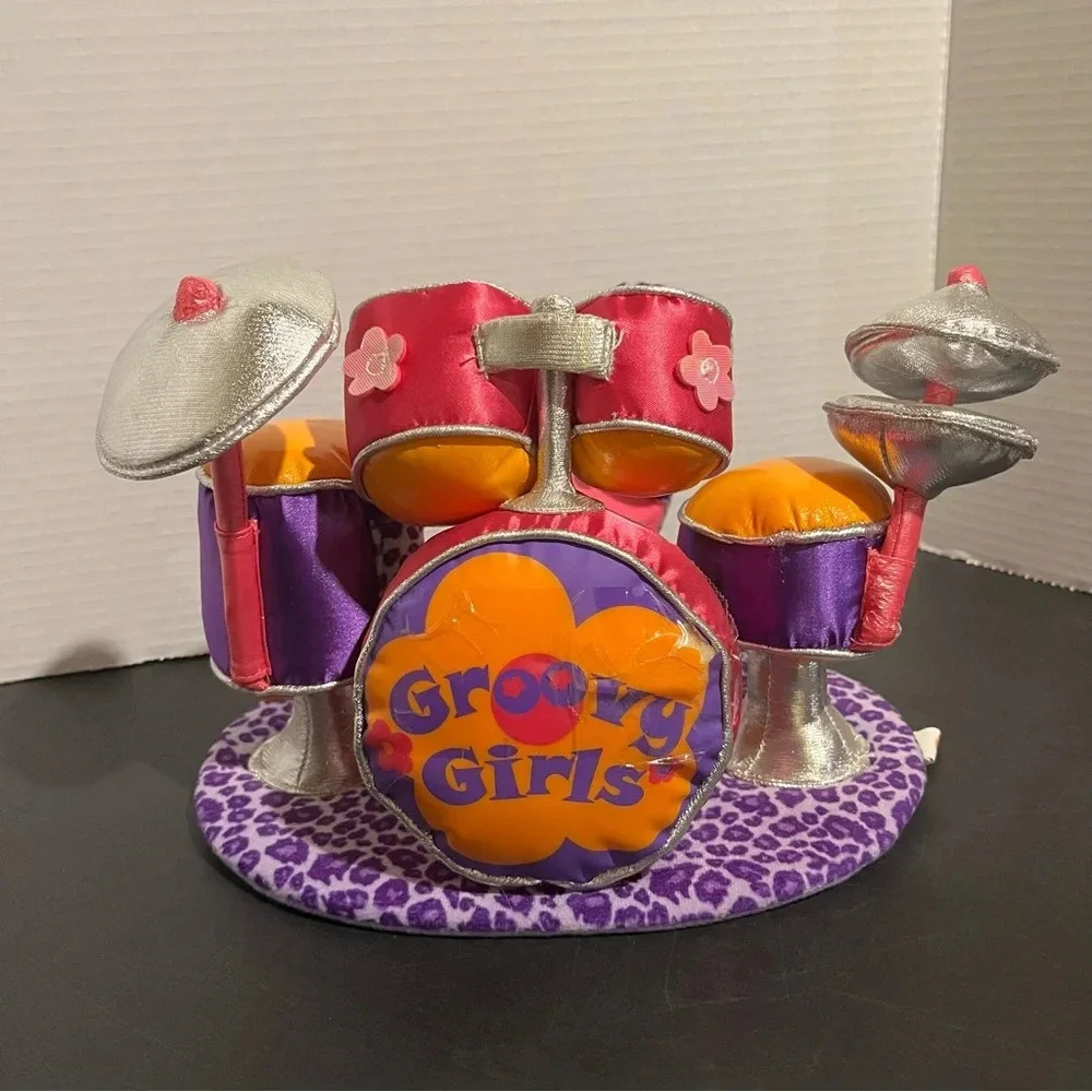 Groovy Girls by Manhattan Toy DRUM SET with Waist strap, plush 2001